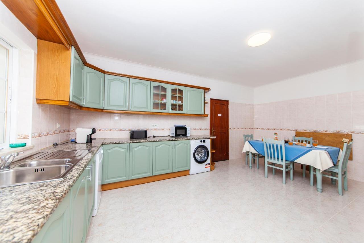 Q - Casa Do Topo Guesthouse لاغوس المظهر الخارجي الصورة