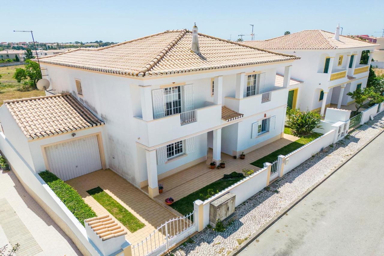Q - Casa Do Topo Guesthouse لاغوس المظهر الخارجي الصورة