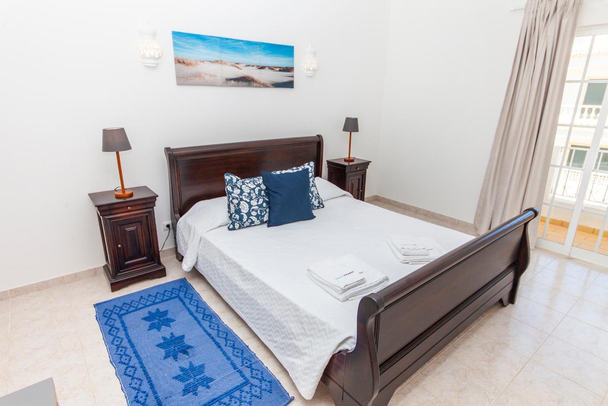 Q - Casa Do Topo Guesthouse لاغوس الغرفة الصورة