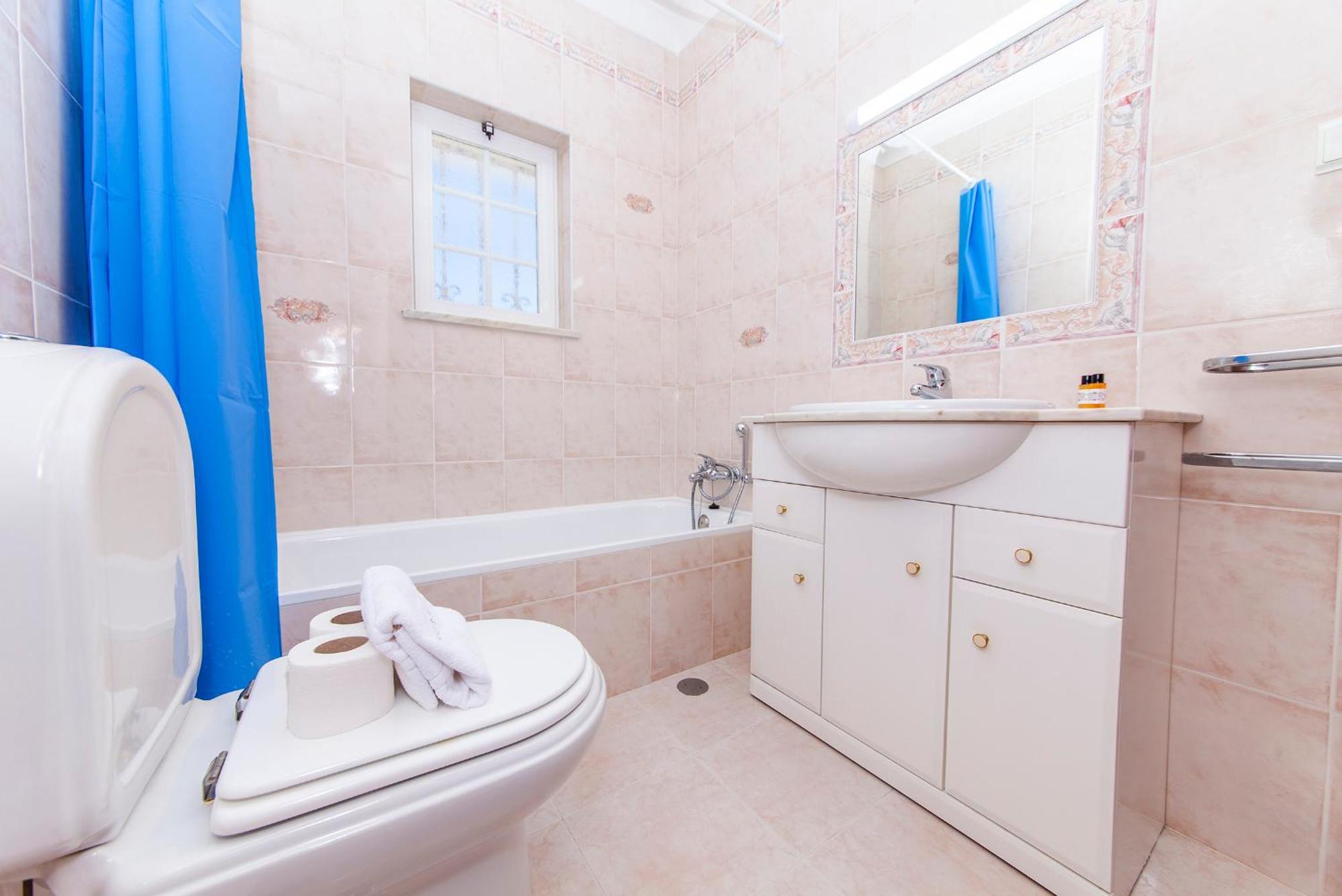 Q - Casa Do Topo Guesthouse لاغوس الغرفة الصورة
