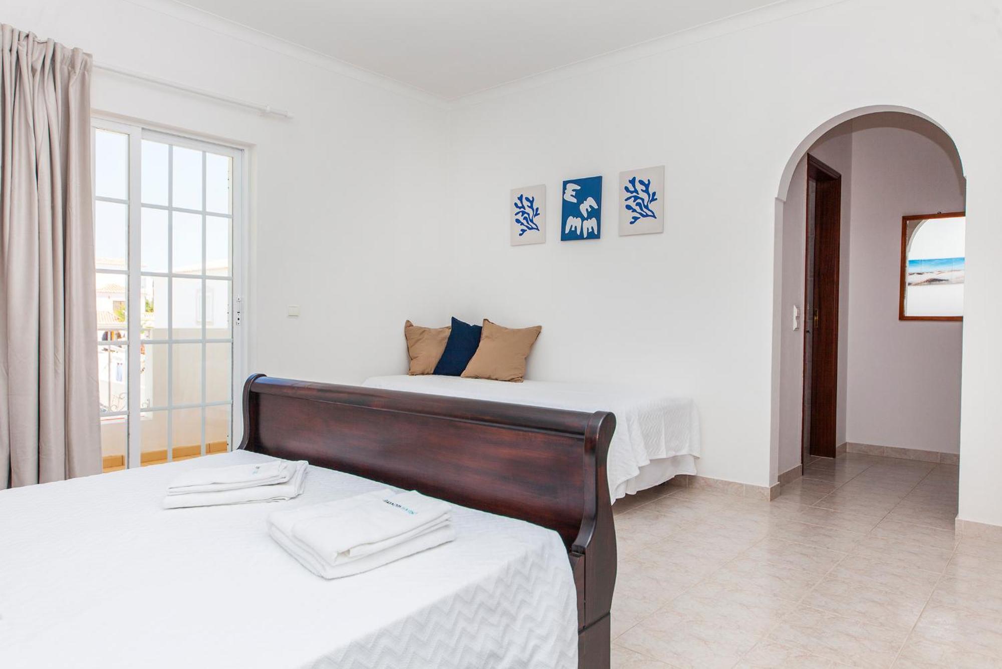 Q - Casa Do Topo Guesthouse لاغوس الغرفة الصورة
