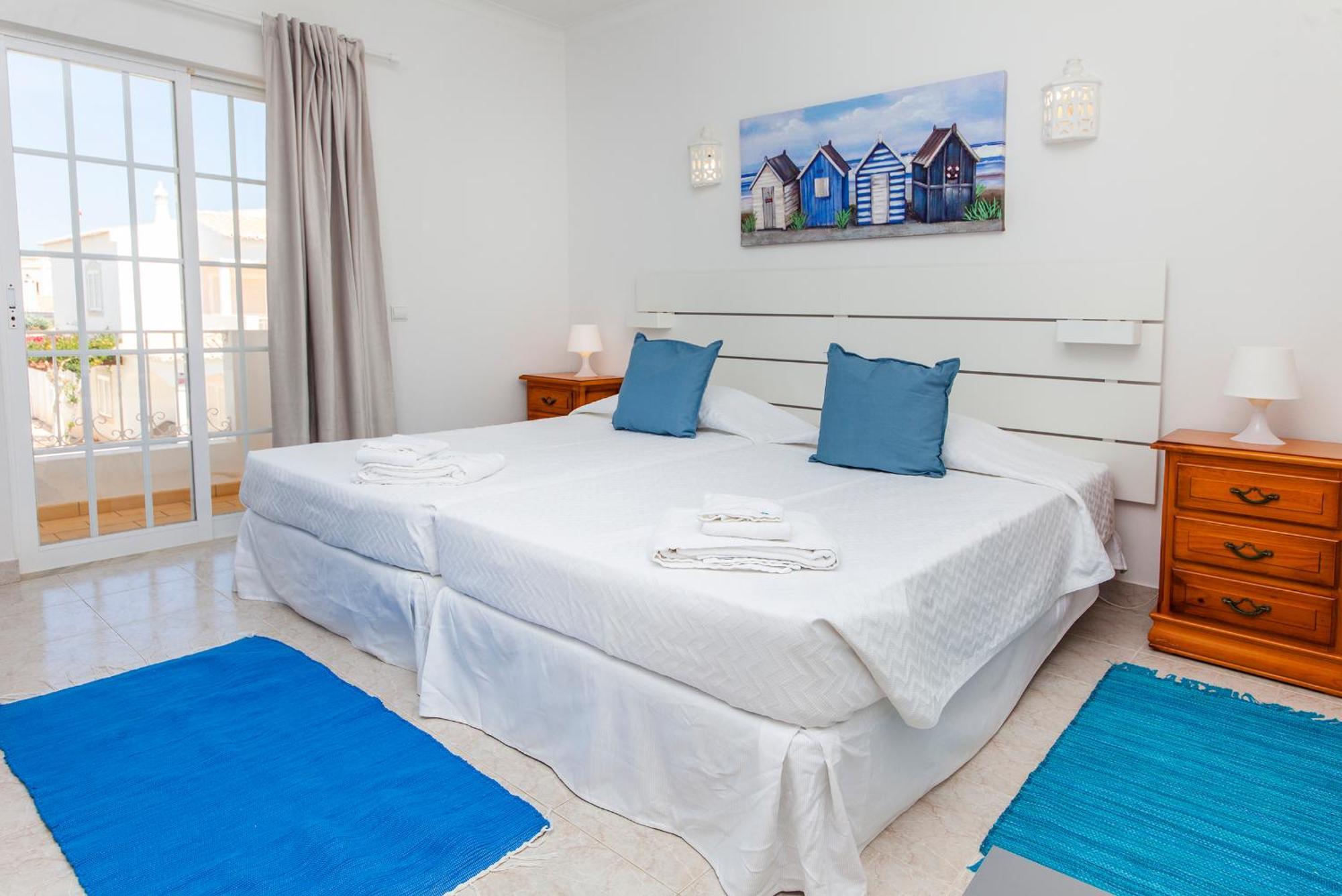 Q - Casa Do Topo Guesthouse لاغوس الغرفة الصورة