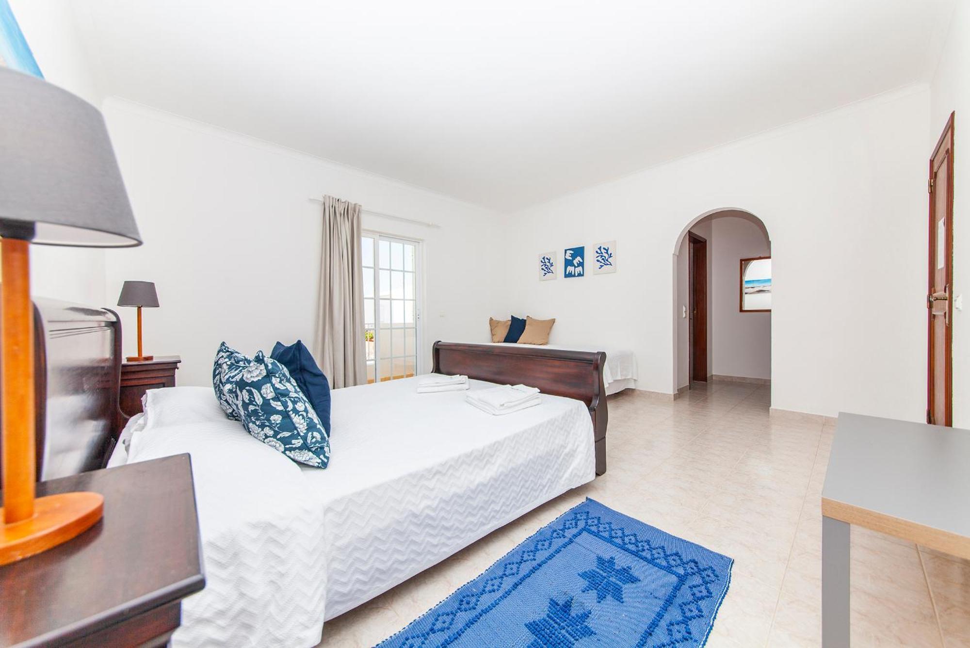 Q - Casa Do Topo Guesthouse لاغوس الغرفة الصورة